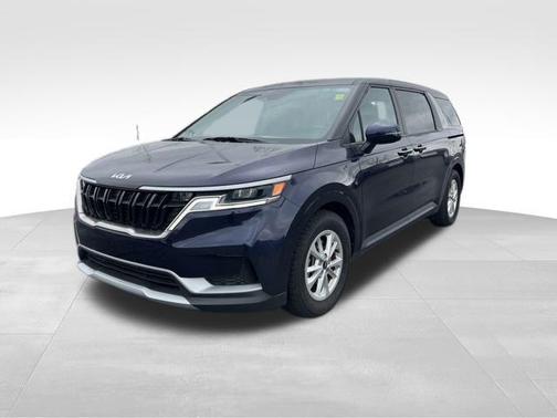 2023 Kia Carnival LX