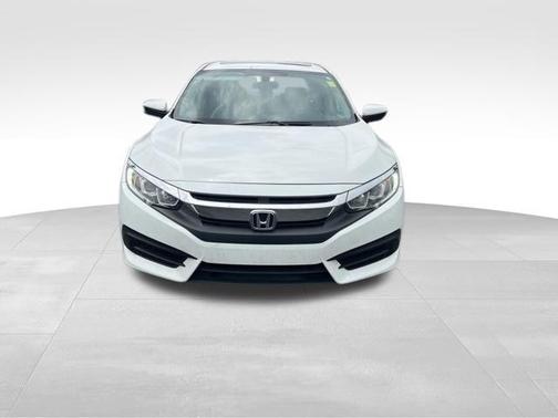 White 2017 Honda Civic EX
