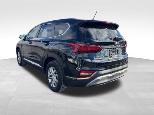 2019 Hyundai SANTA FE SE 2.4