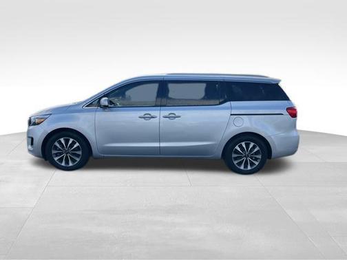 2015 Kia Sedona SX