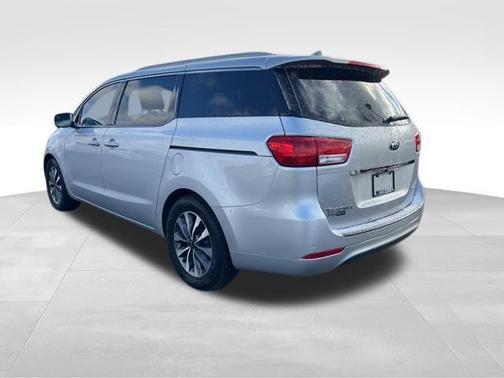 2015 Kia Sedona SX