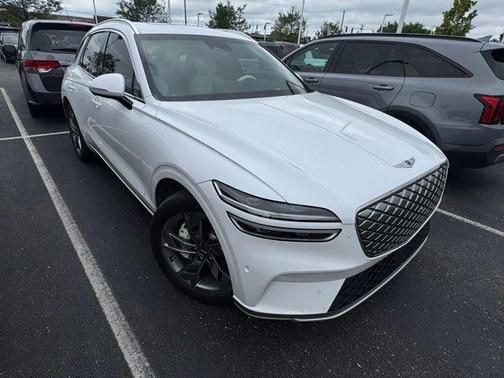 White 2025 Genesis Electrified GV70 Advanced