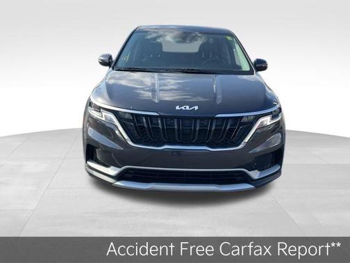 2023 Kia Carnival LX