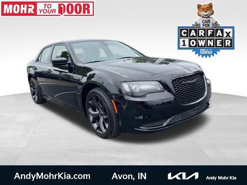 2022 Chrysler 300 Touring