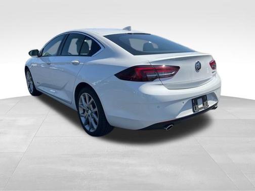 2019 Buick Regal Sportback Avenir
