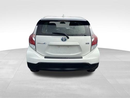 2017 Toyota Prius c Four