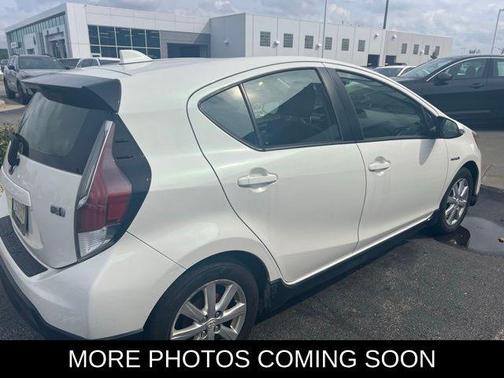 2017 Toyota Prius c Four