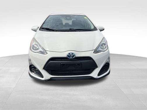 2017 Toyota Prius c Four