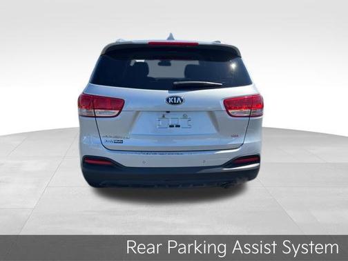 Sparkling Silver 2016 Kia Sorento LX