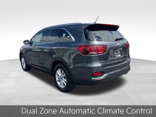 Gravity Gray 2020 Kia Sorento LX