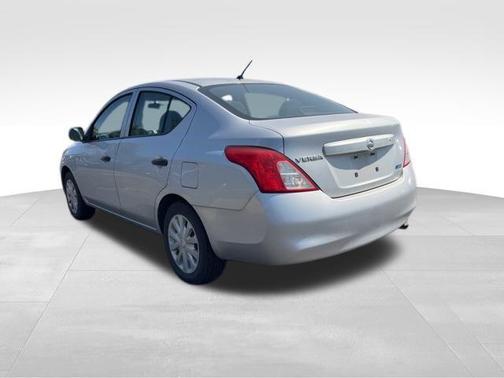 2012 Nissan Versa 1.6 S