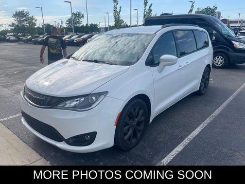 2019 Chrysler Pacifica Touring Plus