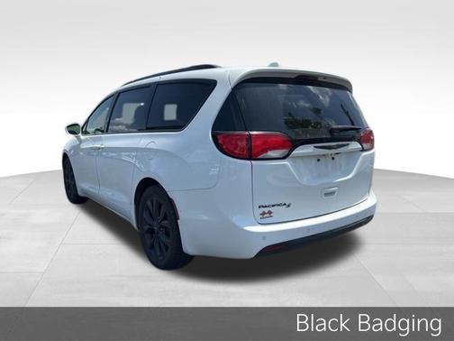 2019 Chrysler Pacifica Touring Plus