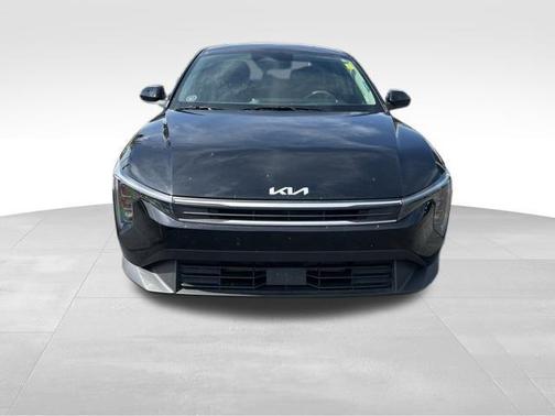 Aurora Black 2025 Kia K4 LXS