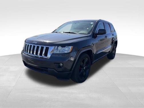 Dark Charcoal 2011 Jeep Grand Cherokee Laredo