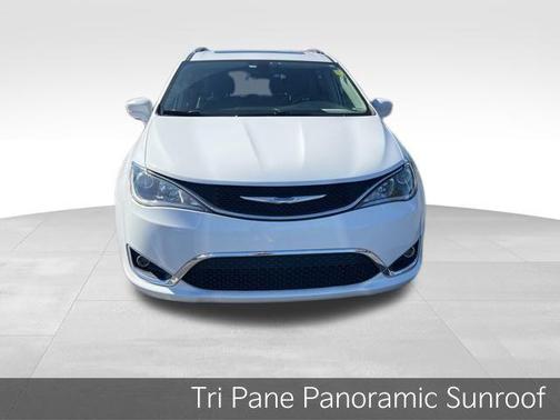 2018 Chrysler Pacifica Touring-L Plus