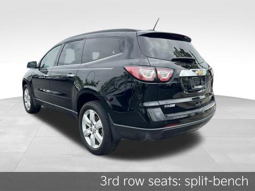 Black Metallic 2016 Chevrolet Traverse 1LT