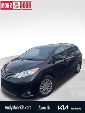 2017 Toyota Sienna XLE