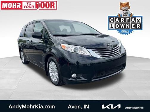 2017 Toyota Sienna XLE