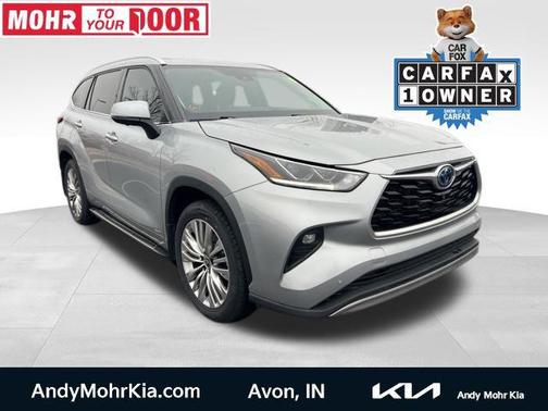 2023 Toyota Highlander Hybrid Platinum