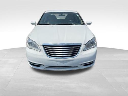 2011 Chrysler 200 Touring