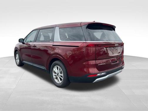 2023 Kia Carnival LX