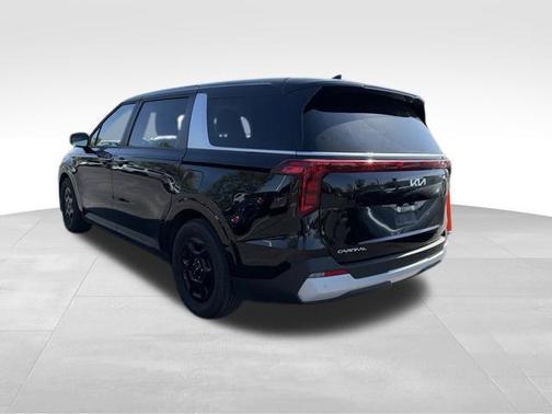 Aurora Black 2026 Kia Carnival LXS
