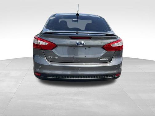 Sterling Gray Metallic 2014 Ford Focus Titanium