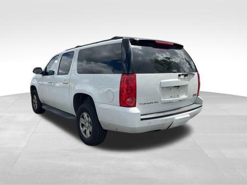 2013 GMC Yukon XL 1500 SLT