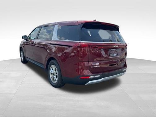 2023 Kia Carnival LX