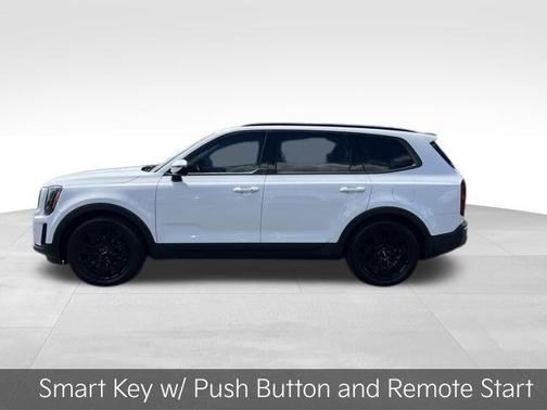 White Pearl 2022 Kia Telluride SX