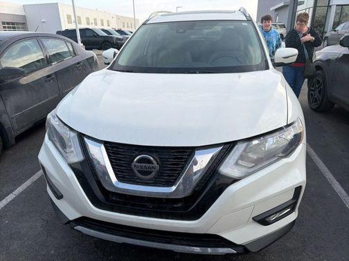 2020 Nissan Rogue SV