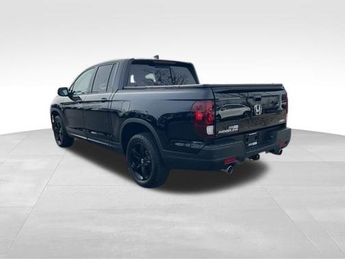 2022 Honda Ridgeline Black
