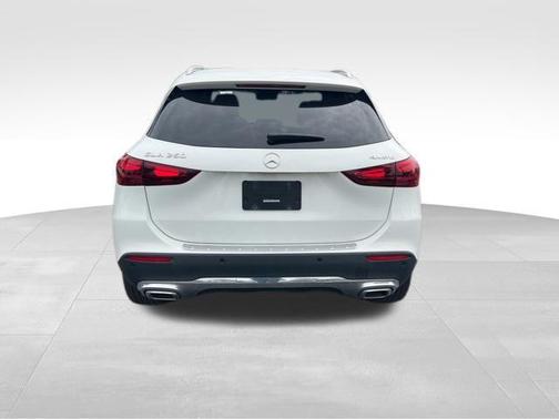 White 2025 Mercedes-Benz GLA 250 4MATIC