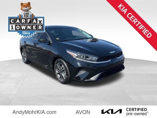 Aurora Black Pearl 2024 Kia Forte LXS