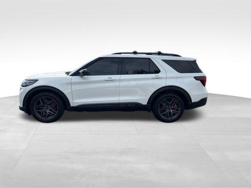 White Metallic 2026 Ford Explorer ST