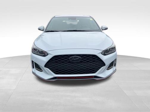 2019 Hyundai Veloster Base