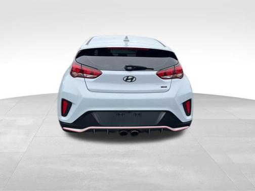 2019 Hyundai Veloster Base