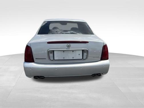 Sterling 2000 Cadillac DeVille DTS