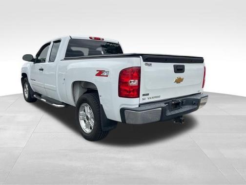 Summit White 2008 Chevrolet Silverado 1500 LT1