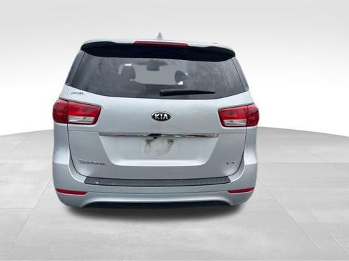 2018 Kia Sedona LX