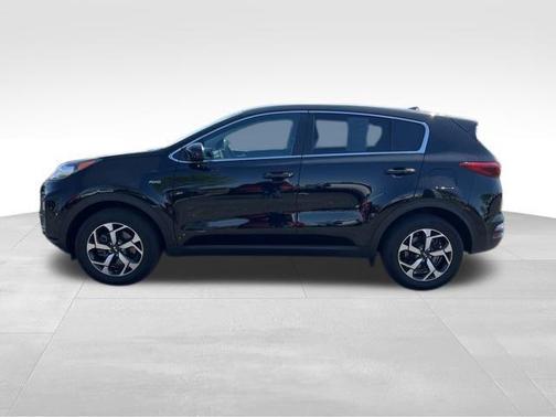 Black Cherry 2021 Kia Sportage LX