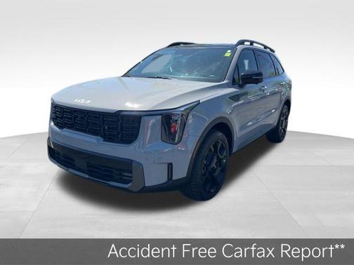 Wolf Gray 2024 Kia Sorento SX