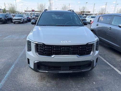 Wolf Gray 2024 Kia Sorento SX