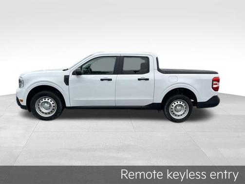 Oxford White 2022 Ford Maverick XL
