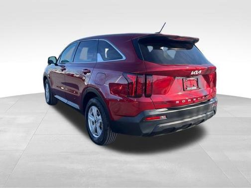 2022 Kia Sorento LX
