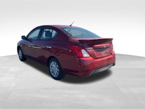 2016 Nissan Versa 1.6 SV