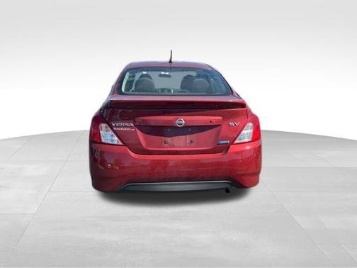 2016 Nissan Versa 1.6 SV