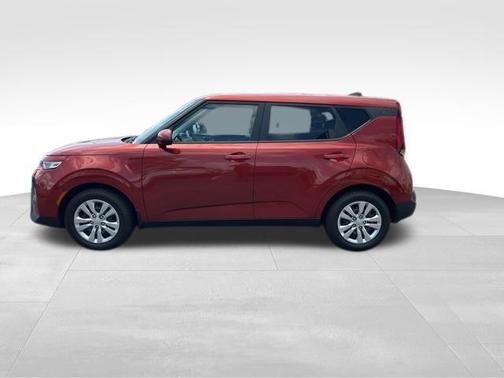 Orange 2021 Kia Soul LX