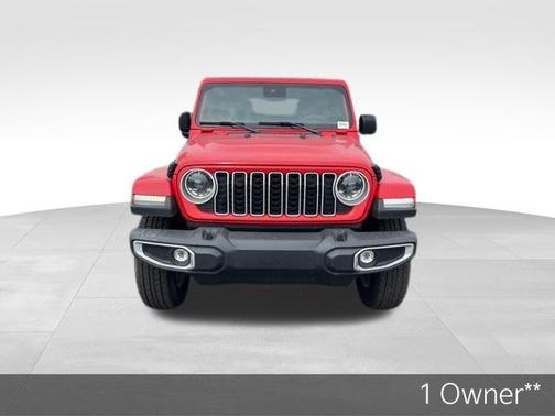 Firecracker Red Clearcoat 2025 Jeep Wrangler Sahara